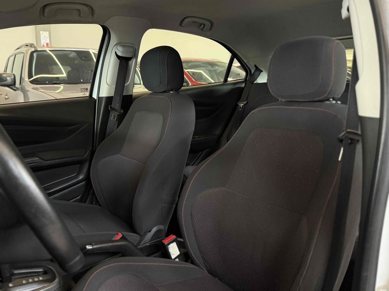 CHEVROLET ONIX 1.4 MPFI LT 8V 2015/2016 LEHMEN VEÍCULOS VENÂNCIO AIRES / Carros no Vale CHEVROLET ONIX 1.4 MPFI LT 8V 2015/2016 LEHMEN VEÍCULOS VENÂNCIO AIRES / Carros no Vale