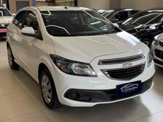 CHEVROLET ONIX 1.4 MPFI LT 8V 2015/2016 LEHMEN VEÍCULOS VENÂNCIO AIRES / Carros no Vale