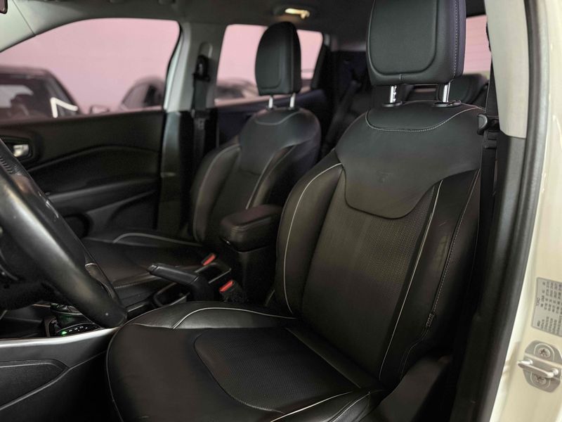 FIAT TORO 1.3 TURBO 270 FREEDOM AT6 2022/2022 LEHMEN VEÍCULOS VENÂNCIO AIRES / Carros no Vale