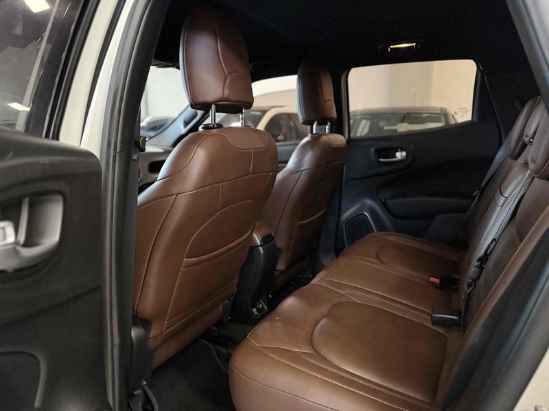 FIAT TORO 2.0 16V TURBO RANCH 4WD AT9 2019/2020 LEHMEN VEÍCULOS VENÂNCIO AIRES / Carros no Vale FIAT TORO 2.0 16V TURBO RANCH 4WD AT9 2019/2020 LEHMEN VEÍCULOS VENÂNCIO AIRES / Carros no Vale