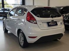 FORD FIESTA 1.6 SE HATCH 16V 2016/2017 LEHMEN VEÍCULOS VENÂNCIO AIRES / Carros no Vale