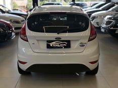 FORD FIESTA 1.6 SE HATCH 16V 2016/2017 LEHMEN VEÍCULOS VENÂNCIO AIRES / Carros no Vale