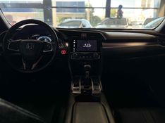 HONDA CIVIC 1.5 16V TURBO TOURING CVT 2016/2017 LEHMEN VEÍCULOS VENÂNCIO AIRES / Carros no Vale