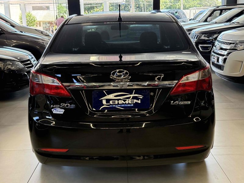 HYUNDAI HB20S 1.6 COMFORT PLUS 16V 2013/2014 LEHMEN VEÍCULOS VENÂNCIO AIRES / Carros no Vale