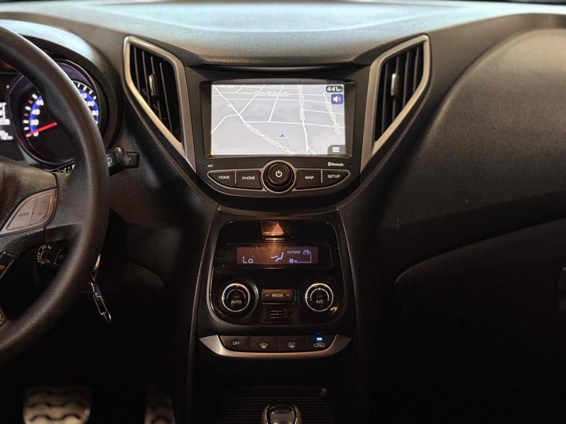 HYUNDAI HB20X 1.6 16V PREMIUM 2016/2017 LEHMEN VEÍCULOS VENÂNCIO AIRES / Carros no Vale