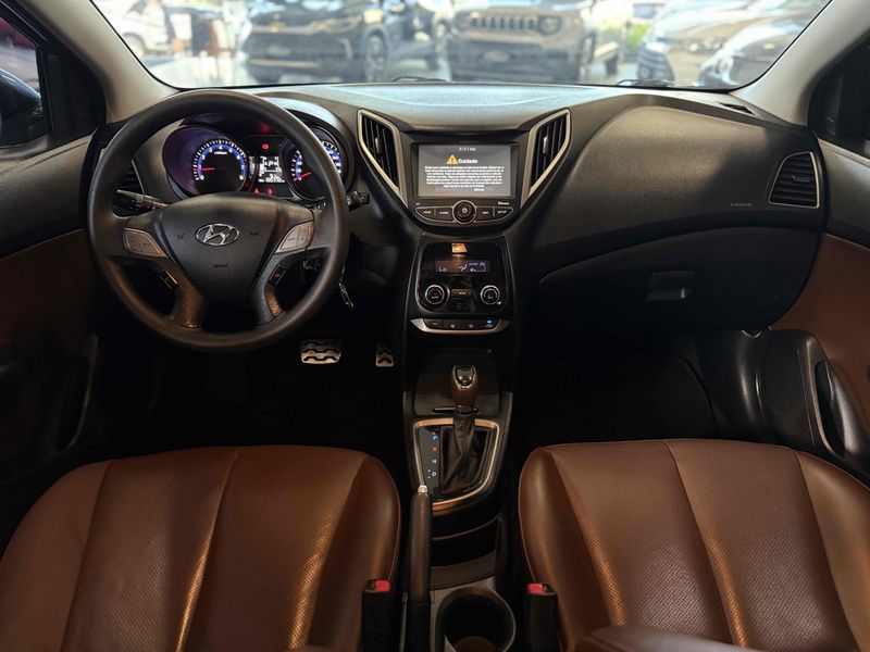 HYUNDAI HB20X 1.6 16V PREMIUM 2016/2017 LEHMEN VEÍCULOS VENÂNCIO AIRES / Carros no Vale