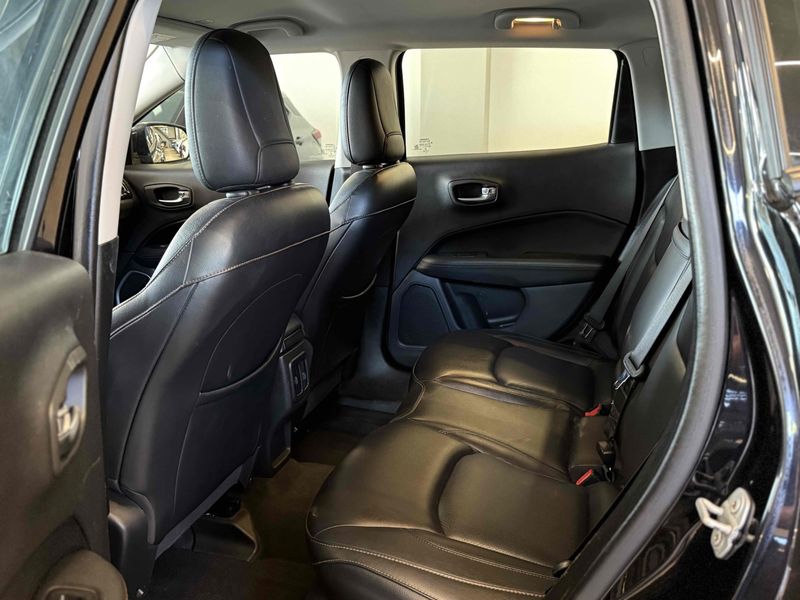 JEEP COMPASS 2.0 16V LIMITED 4X4 2018/2019 LEHMEN VEÍCULOS VENÂNCIO AIRES / Carros no Vale