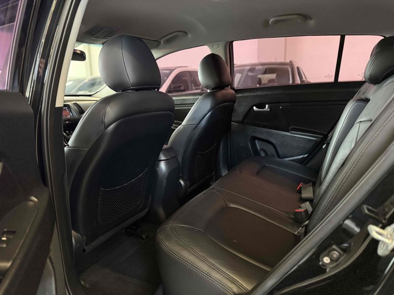 KIA SPORTAGE 2.0 LX 4X2 16V 2011/2012 LEHMEN VEÍCULOS VENÂNCIO AIRES / Carros no Vale