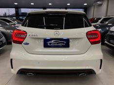 MERCEDES-BENZ A 250 2.0 SPORT TURBO AUTOMATIZADO 2014/2015 LEHMEN VEÍCULOS VENÂNCIO AIRES / Carros no Vale