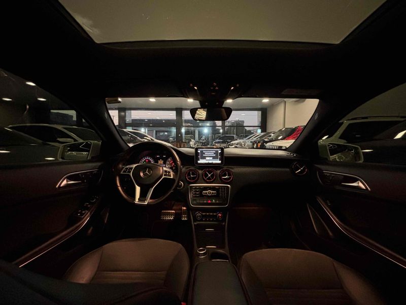 MERCEDES-BENZ A 250 2.0 SPORT TURBO AUTOMATIZADO 2014/2015 LEHMEN VEÍCULOS VENÂNCIO AIRES / Carros no Vale