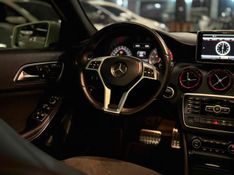 MERCEDES-BENZ A 250 2.0 SPORT TURBO AUTOMATIZADO 2014/2015 LEHMEN VEÍCULOS VENÂNCIO AIRES / Carros no Vale