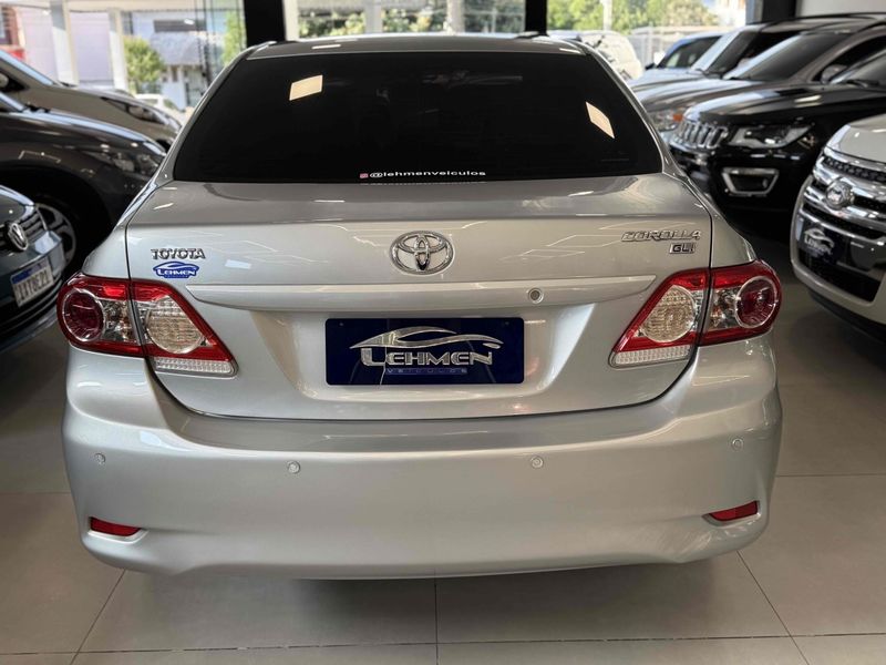 TOYOTA COROLLA 1.8 GLI 16V 2011/2012 LEHMEN VEÍCULOS VENÂNCIO AIRES / Carros no Vale