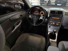 TOYOTA COROLLA 1.8 GLI 16V 2011/2012 LEHMEN VEÍCULOS VENÂNCIO AIRES / Carros no Vale