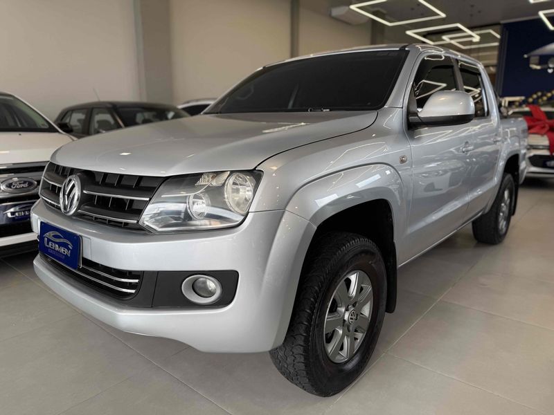 VOLKSWAGEN AMAROK 2.0 4X4 CD 16V TURBO INTERCOOLER 2013/2014 LEHMEN VEÍCULOS VENÂNCIO AIRES / Carros no Vale