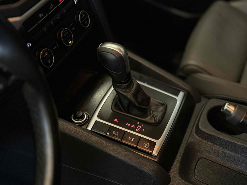 VOLKSWAGEN AMAROK 3.0 V6 TDI HIGHLINE CD 4MOTION 2020/2021 LEHMEN VEÍCULOS VENÂNCIO AIRES / Carros no Vale VOLKSWAGEN AMAROK 3.0 V6 TDI HIGHLINE CD 4MOTION 2020/2021 LEHMEN VEÍCULOS VENÂNCIO AIRES / Carros no Vale