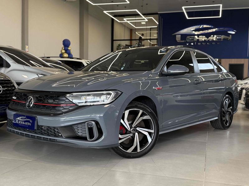 VOLKSWAGEN JETTA 2.0 350 TSI GLI DSG 2023/2024 LEHMEN VEÍCULOS VENÂNCIO AIRES / Carros no Vale