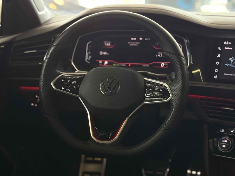 VOLKSWAGEN JETTA 2.0 350 TSI GLI DSG 2023/2024 LEHMEN VEÍCULOS VENÂNCIO AIRES / Carros no Vale