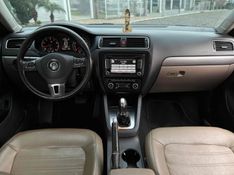 VOLKSWAGEN JETTA 2.0 TSI HIGHLINE 200CV TIPTRONIC 2011/2012 LEHMEN VEÍCULOS VENÂNCIO AIRES / Carros no Vale