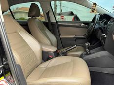 VOLKSWAGEN JETTA 2.0 TSI HIGHLINE 200CV TIPTRONIC 2011/2012 LEHMEN VEÍCULOS VENÂNCIO AIRES / Carros no Vale