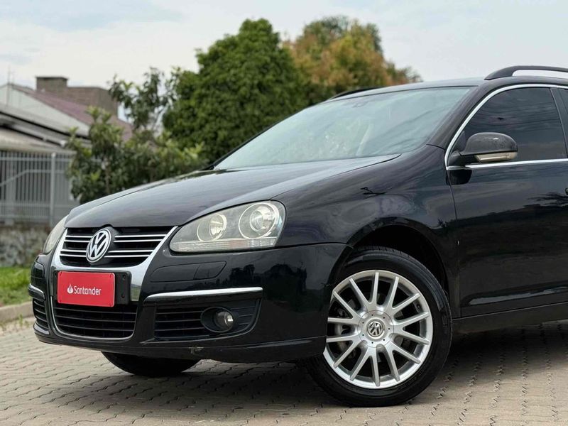VOLKSWAGEN JETTA 2.5 I VARIANT 20V 170CV TIPTRONIC 2009/2009 LEHMEN VEÍCULOS VENÂNCIO AIRES / Carros no Vale