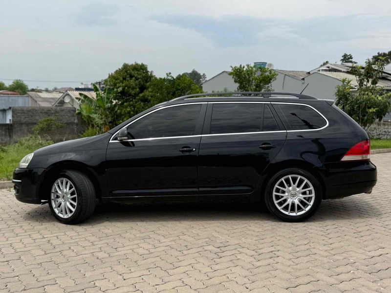 VOLKSWAGEN JETTA 2.5 I VARIANT 20V 170CV TIPTRONIC 2009/2009 LEHMEN VEÍCULOS VENÂNCIO AIRES / Carros no Vale