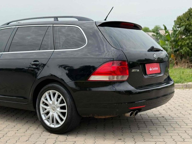 VOLKSWAGEN JETTA 2.5 I VARIANT 20V 170CV TIPTRONIC 2009/2009 LEHMEN VEÍCULOS VENÂNCIO AIRES / Carros no Vale