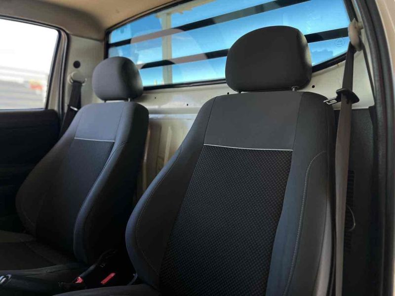 VOLKSWAGEN SAVEIRO 1.6 MSI TRENDLINE CS 8V 2018/2019 LEHMEN VEÍCULOS VENÂNCIO AIRES / Carros no Vale