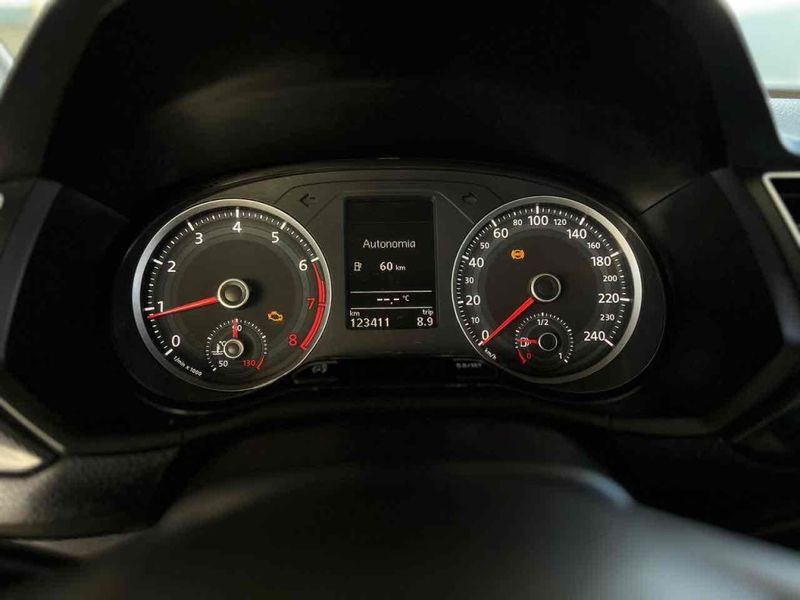 VOLKSWAGEN SAVEIRO 1.6 MSI TRENDLINE CS 8V 2018/2019 LEHMEN VEÍCULOS VENÂNCIO AIRES / Carros no Vale