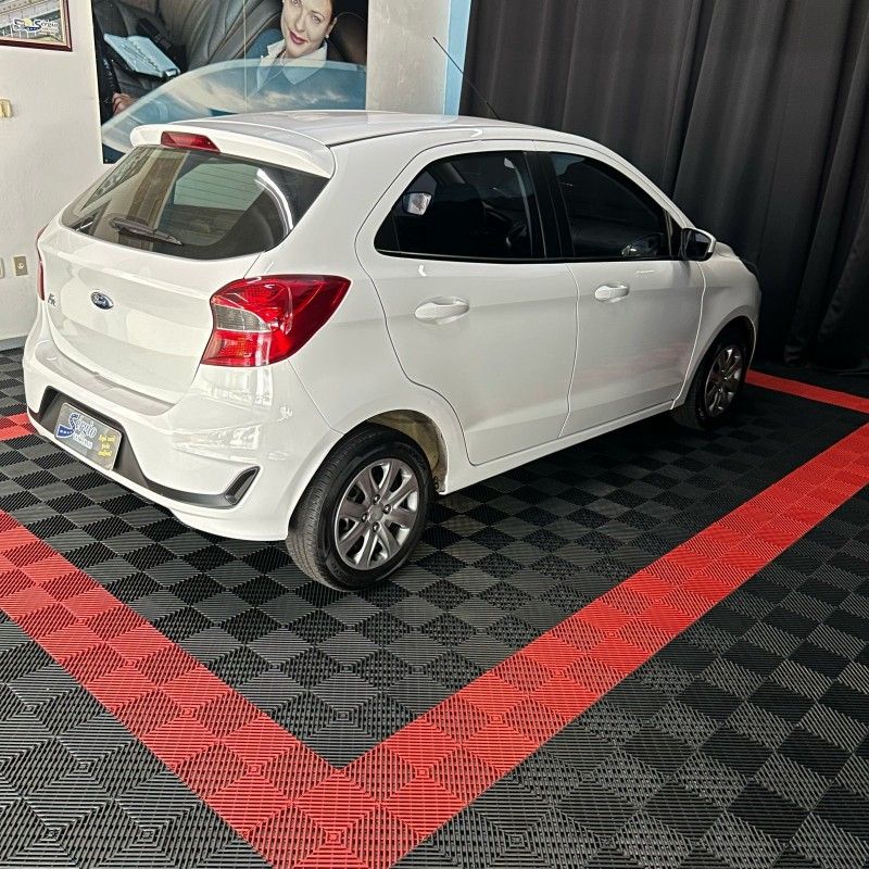 Ford KA SE 1.0 2021/2021 SÉRGIO VEÍCULOS TEUTÔNIA / Carros no Vale