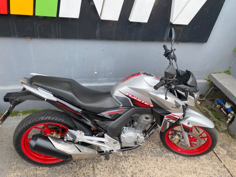 Honda Motos Cb 250f Twister Cbs 2021/2021 NECO TOLATI VEÍCULOS VENÂNCIO AIRES / Carros no Vale