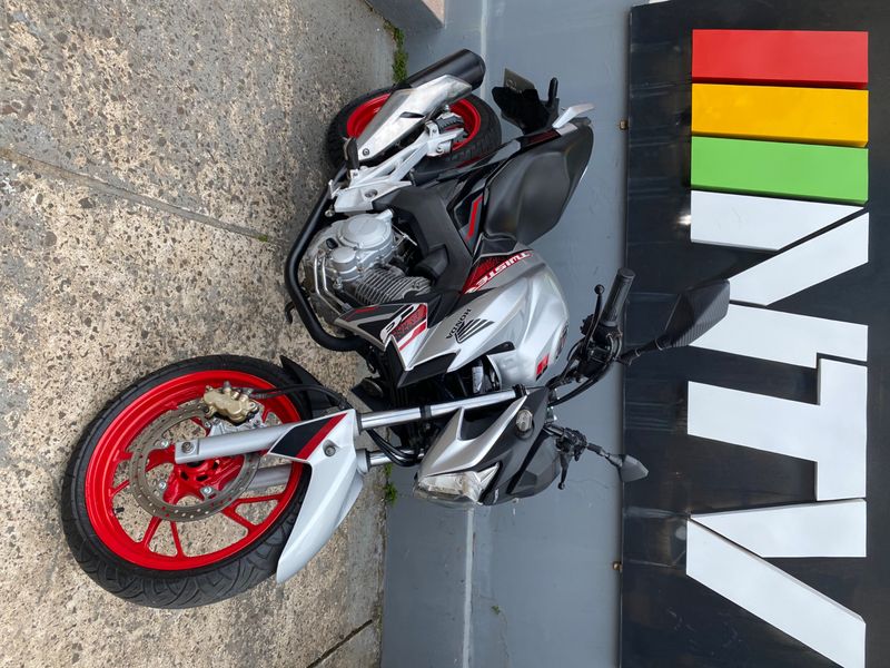 Honda Motos Cb 250f Twister Cbs 2021/2021 NECO TOLATI VEÍCULOS VENÂNCIO AIRES / Carros no Vale