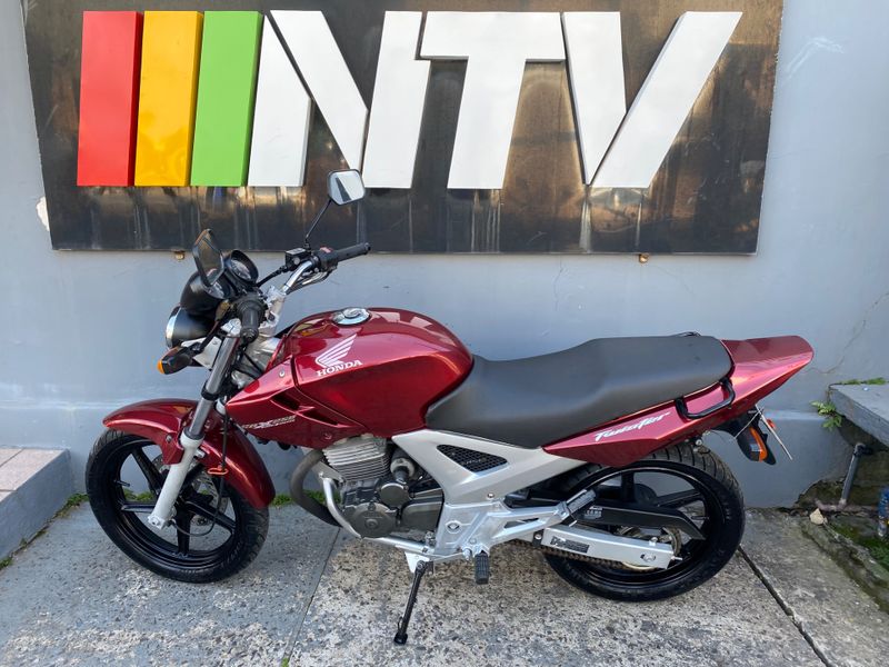 Honda Cbx 250 Twister 2006/2006 NECO TOLATI VEÍCULOS VENÂNCIO AIRES / Carros no Vale Honda Cbx 250 Twister 2006/2006 NECO TOLATI VEÍCULOS VENÂNCIO AIRES / Carros no Vale