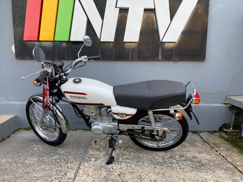 Honda Motos Cg 125 1982/1982 NECO TOLATI VEÍCULOS VENÂNCIO AIRES / Carros no Vale Honda Motos Cg 125 1982/1982 NECO TOLATI VEÍCULOS VENÂNCIO AIRES / Carros no Vale