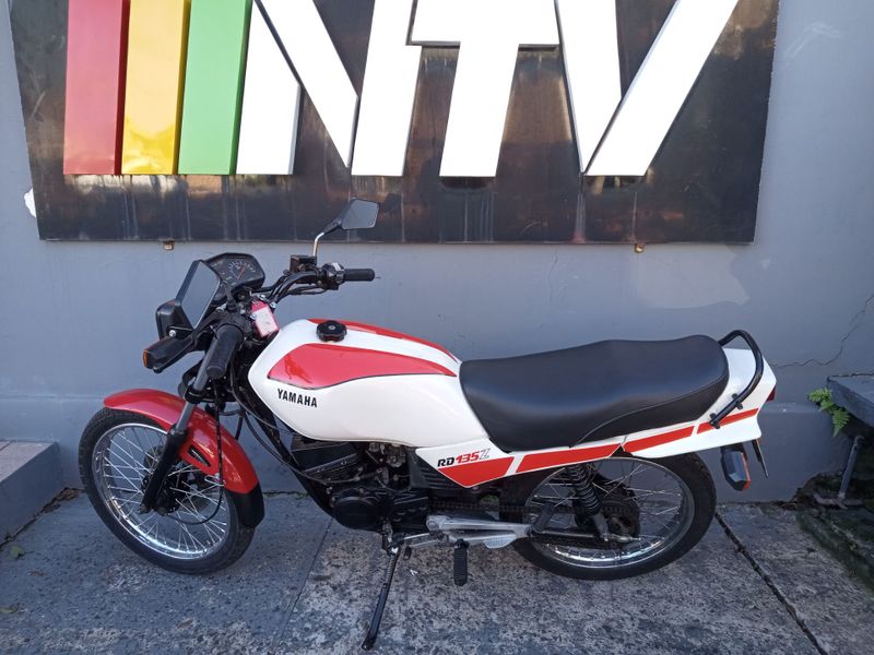 Yamaha Rd 135 1991/1991 NECO TOLATI VEÍCULOS VENÂNCIO AIRES / Carros no Vale