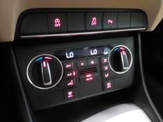 Audi Q3 1.4 TFSI AMBIENTE FLEX 4P S TRONIC 2016/2017 BETIOLO NOVOS E SEMINOVOS LAJEADO / Carros no Vale