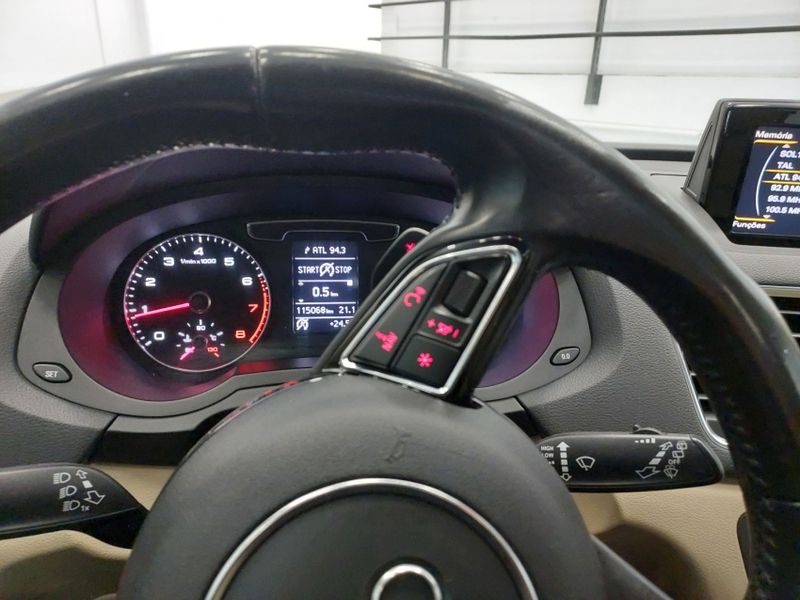 Audi Q3 1.4 TFSI AMBIENTE FLEX 4P S TRONIC 2016/2017 BETIOLO NOVOS E SEMINOVOS LAJEADO / Carros no Vale