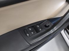 Audi Q3 1.4 TFSI AMBIENTE FLEX 4P S TRONIC 2016/2017 BETIOLO NOVOS E SEMINOVOS LAJEADO / Carros no Vale