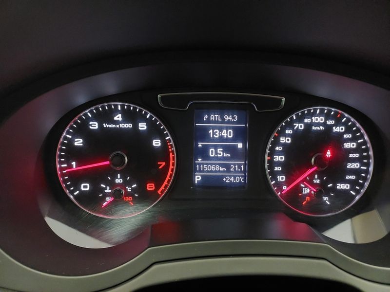 Audi Q3 1.4 TFSI AMBIENTE FLEX 4P S TRONIC 2016/2017 BETIOLO NOVOS E SEMINOVOS LAJEADO / Carros no Vale