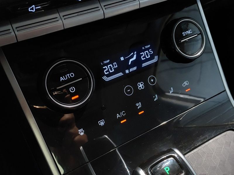 Caoa Chery TIGGO 8 1.6 TGDI GASOLINA TXS DCT 2021/2022 BETIOLO NOVOS E SEMINOVOS LAJEADO / Carros no Vale