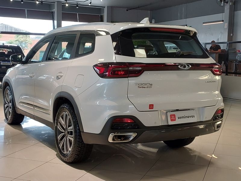 Caoa Chery TIGGO 8 1.6 TGDI GASOLINA TXS DCT 2021/2022 BETIOLO NOVOS E SEMINOVOS LAJEADO / Carros no Vale