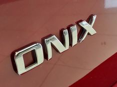 Chevrolet ONIX 1.0 MPFI LT 8V FLEX 4P MANUAL 2018/2019 BETIOLO NOVOS E SEMINOVOS LAJEADO / Carros no Vale