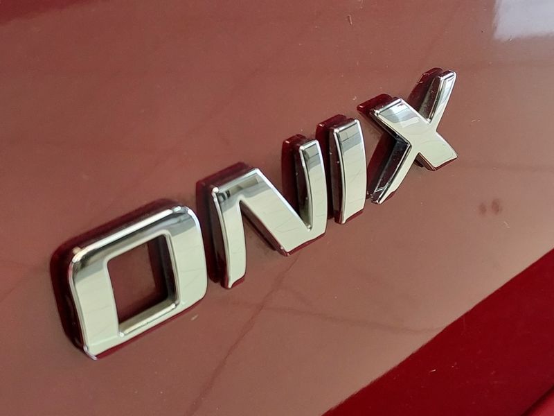 Chevrolet ONIX 1.0 MPFI LT 8V FLEX 4P MANUAL 2018/2019 BETIOLO NOVOS E SEMINOVOS LAJEADO / Carros no Vale Chevrolet ONIX 1.0 MPFI LT 8V FLEX 4P MANUAL 2018/2019 BETIOLO NOVOS E SEMINOVOS LAJEADO / Carros no Vale