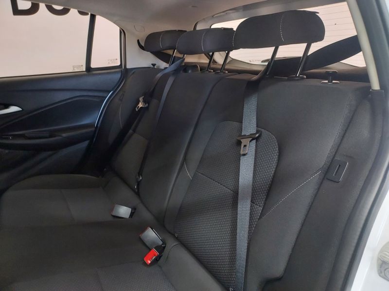 Chevrolet ONIX 1.0 TURBO FLEX LT AUTOMÁTICO 2021/2022 BETIOLO NOVOS E SEMINOVOS LAJEADO / Carros no Vale