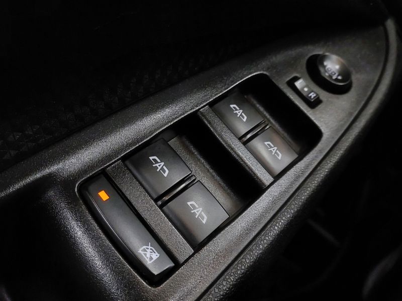 Chevrolet ONIX 1.0 TURBO FLEX LT AUTOMÁTICO 2021/2022 BETIOLO NOVOS E SEMINOVOS LAJEADO / Carros no Vale