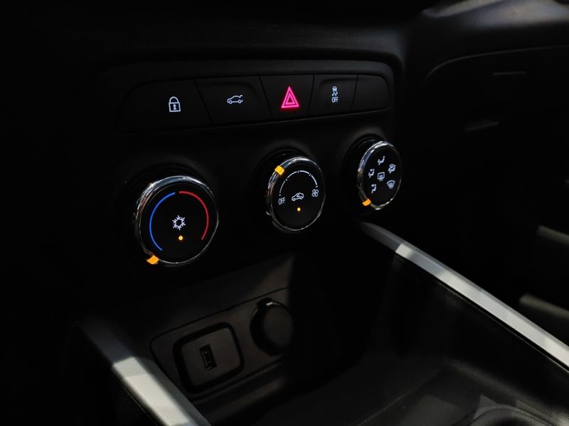 Chevrolet ONIX 1.0 TURBO FLEX LT MANUAL 2022/2023 BETIOLO NOVOS E SEMINOVOS LAJEADO / Carros no Vale Chevrolet ONIX 1.0 TURBO FLEX LT MANUAL 2022/2023 BETIOLO NOVOS E SEMINOVOS LAJEADO / Carros no Vale