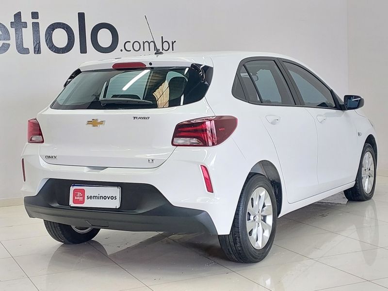Chevrolet ONIX 1.0 TURBO FLEX LT MANUAL 2022/2023 BETIOLO NOVOS E SEMINOVOS LAJEADO / Carros no Vale