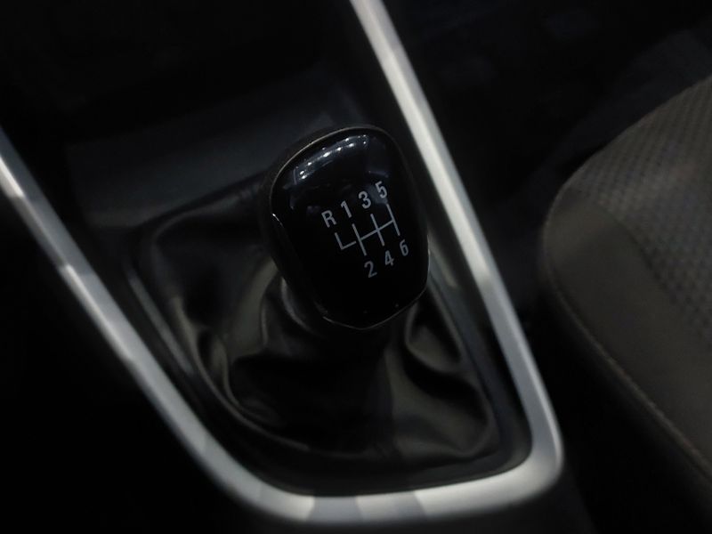 Chevrolet ONIX 1.0 TURBO FLEX LTZ MANUAL 2022/2023 BETIOLO NOVOS E SEMINOVOS LAJEADO / Carros no Vale