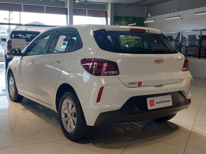 Chevrolet ONIX 1.0 TURBO FLEX LTZ MANUAL 2022/2023 BETIOLO NOVOS E SEMINOVOS LAJEADO / Carros no Vale