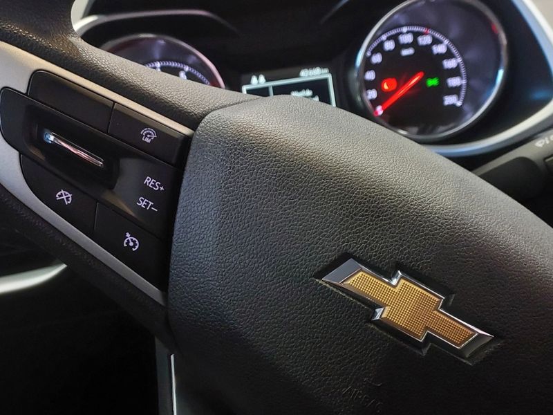 Chevrolet TRACKER 1.0 TURBO FLEX LT AUTOMÁTICO 2022/2023 BETIOLO NOVOS E SEMINOVOS LAJEADO / Carros no Vale