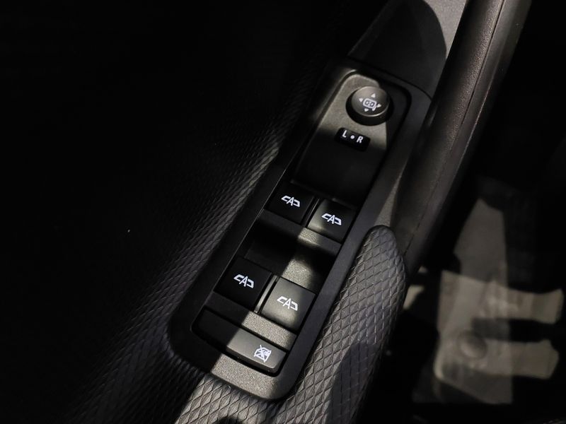 Chevrolet TRACKER 1.0 TURBO FLEX LT AUTOMÁTICO 2021/2022 BETIOLO NOVOS E SEMINOVOS LAJEADO / Carros no Vale